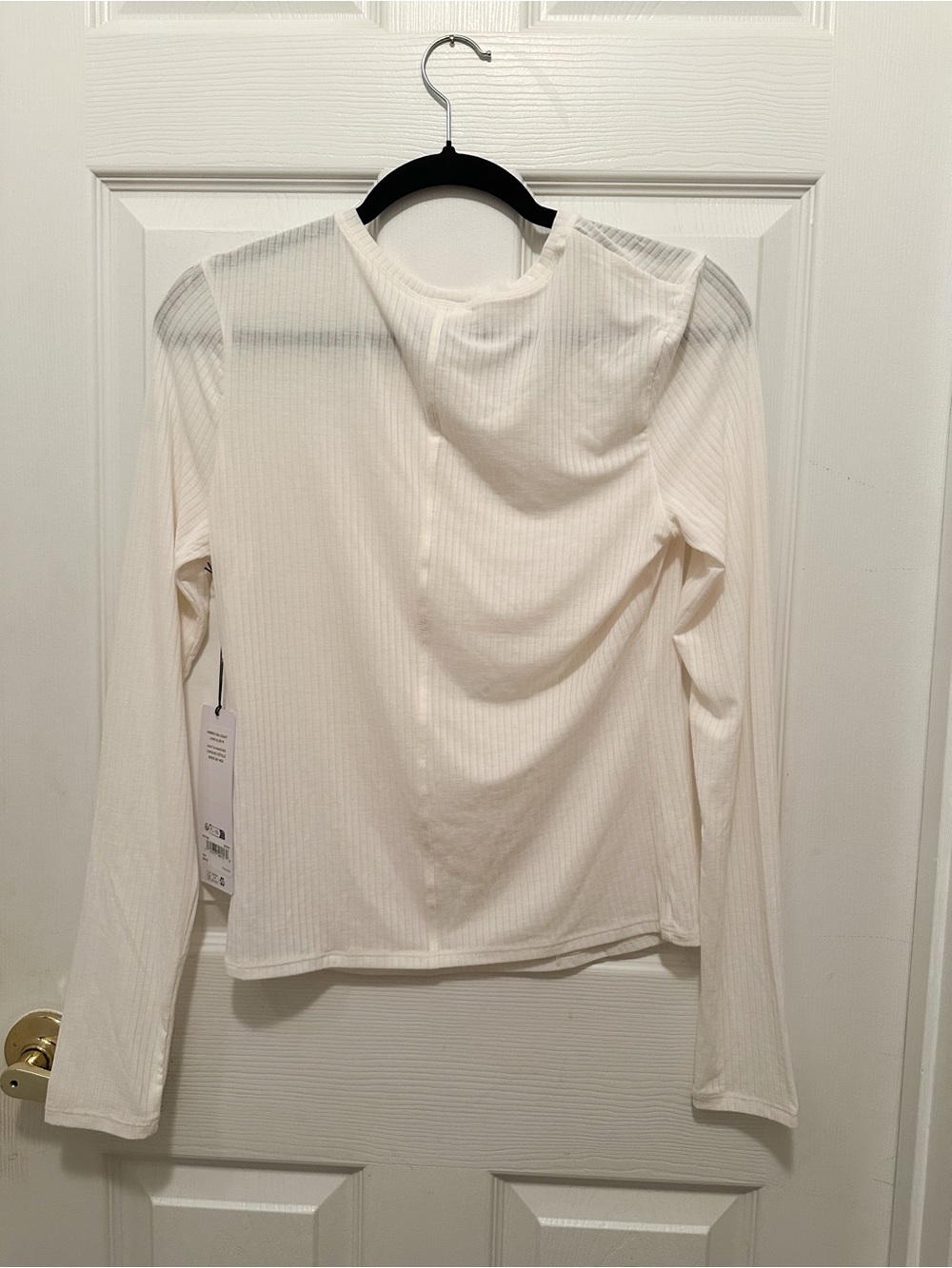 NWT-ALO Ribbed Sea Coast Long Sleeve in Ivory (Size: Medium) - Picture 4 of 7